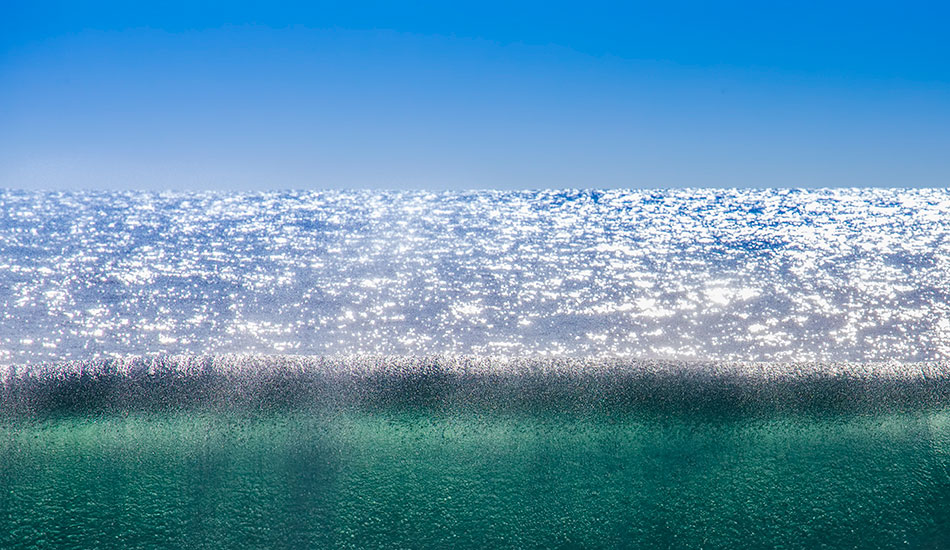 Cool parts of a wave that you don’t usually see. Photo: <a href=\"https://www.16images.com.au\">Steen Barnes</a>