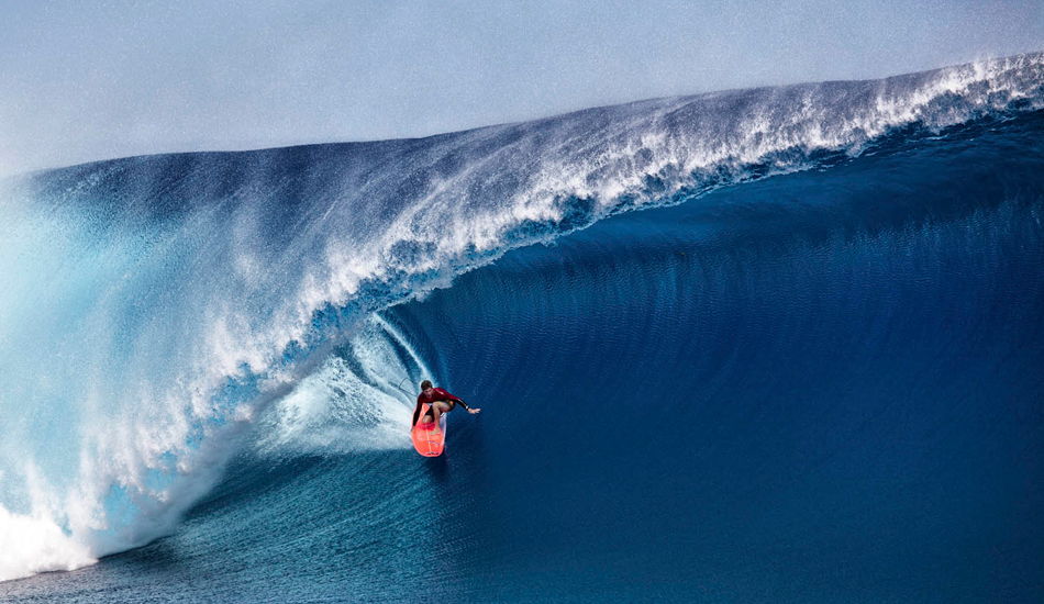 Bruce Irons, bombing in Fiji. Photo: <a href=\"https://www.stugibson.net\">Stuart Gibson</a>