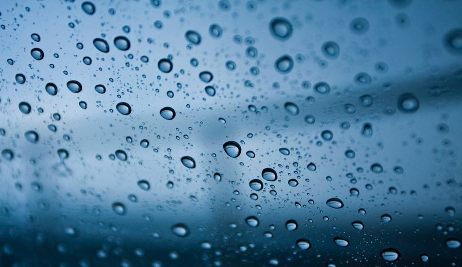 Sometimes exploring the south isn\'t always dry. Photo: <a href=\"https://www.stugibson.net\">Stuart Gibson</a>