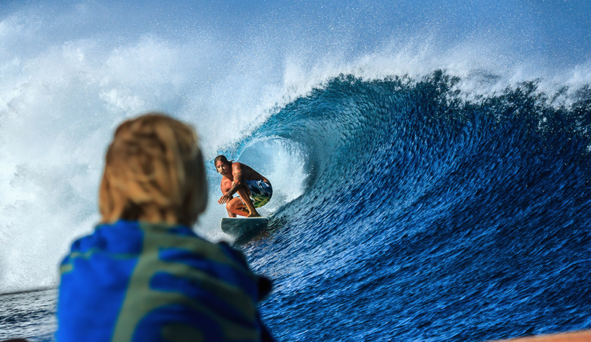 Donavon showing his son Hendrix Frankenreiter the proper lines to take at Cloudbreak (with effortless style).Photo: <a href=“ www.rookemedia.com”>Tyler Rooke</a>