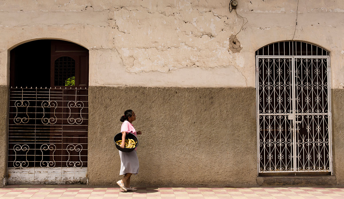 Banana lady. Photo: <a href=\"https://www.stokesalad.com/\">Thomas Forward</a>