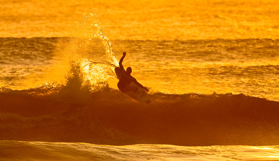 As I mentioned earlier, Shea Lopez is my fall alarm clock, and yet another great moment came from that early wakeup call. Spray on the horizon, Fire in the Sky. Photo: <a href=\"https://tupat.posterous.com/\" target=\"_blank\">Patrick Eichstaedt</a>