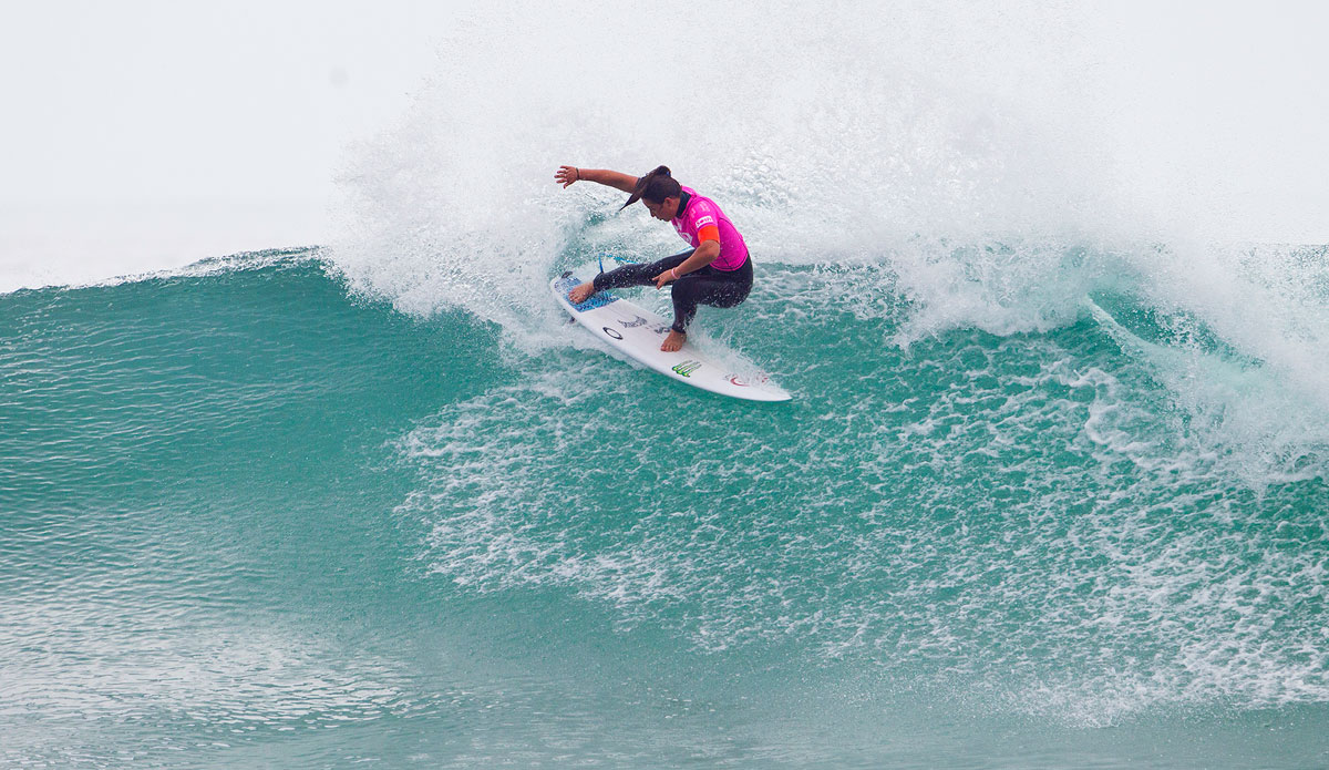 Tyler Wright on her way to final heat score of 19.20 and her first victory of the 2014 season. Photo: <a href=\"https://www.aspworldtour.com/\">ASP</a>/<a href=\"https://www.kirstinscholtz.com/\">Kirstin Scholtz</a>