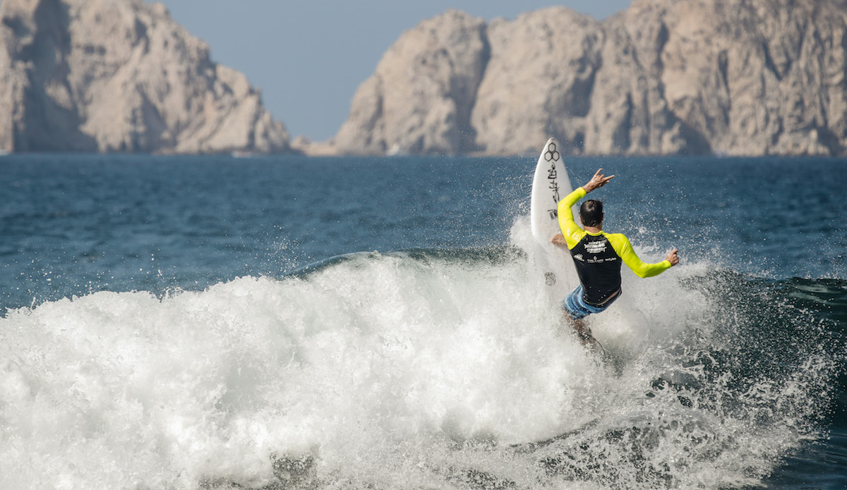 Tim gets vert. Photo: <a href=\"https://www.swelldani.com/\"> Daniela Fernandez </a>