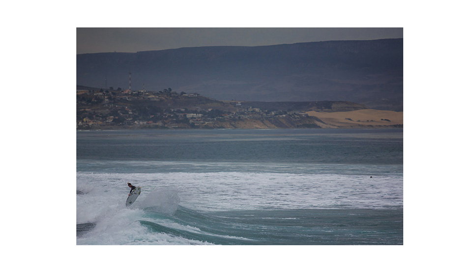 Boosting below the border. Photo: <a href=\"https://vissla.com/blog/category/kennys-bookshelf\">Kenny Hurtado</a>