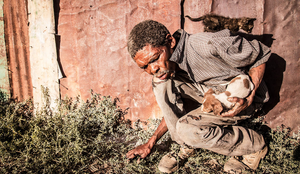 Animal juggler. We live in a diverse land and all our different cultures provide amazing photo opportunities.  Photo: <a href=\"https://www.facebook.com/pages/Pho-Tye-Studio/398591356893177?fref=nf\"> Tyerell Jordaan</a>