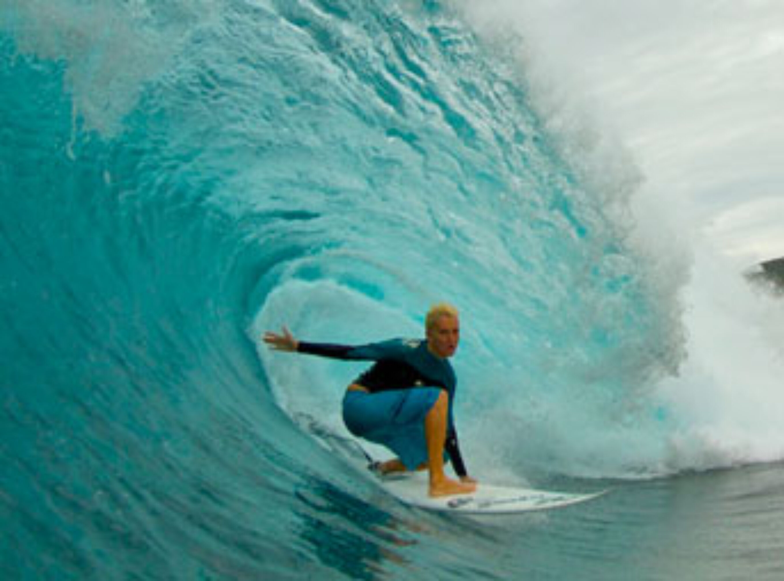Keala Kennelly Backdoor Pipeline Barrell