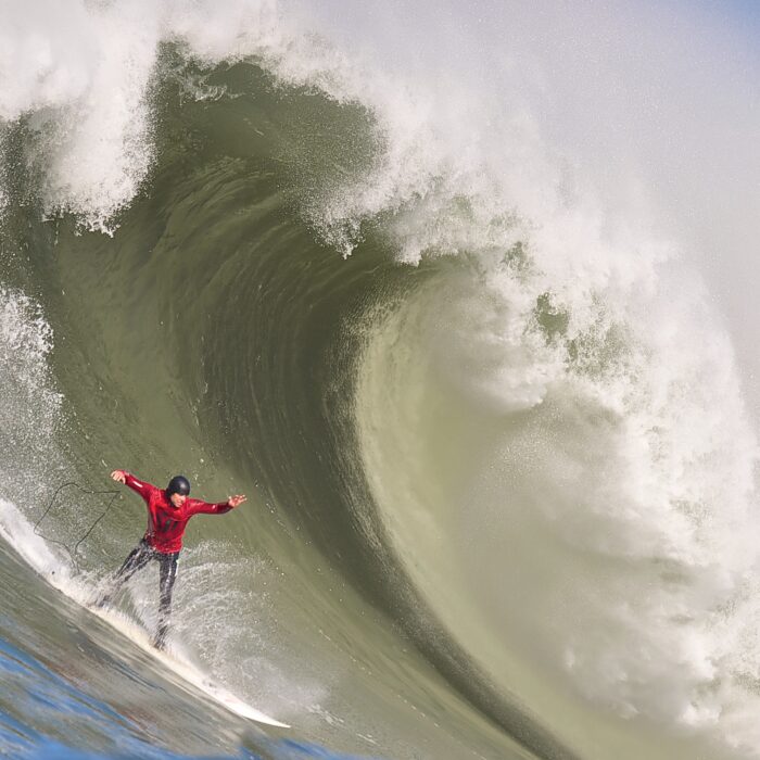 Surf Maverick's Big Wave