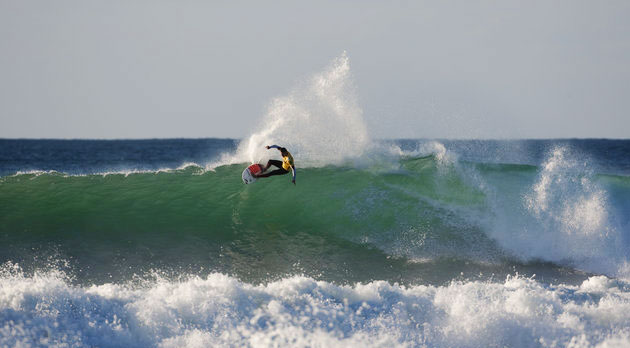 Andy Irons Surfing Jeffreys Bay