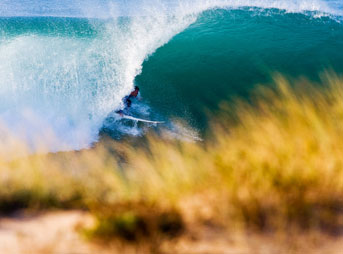 Aritz Aranburu Surfing Barrels