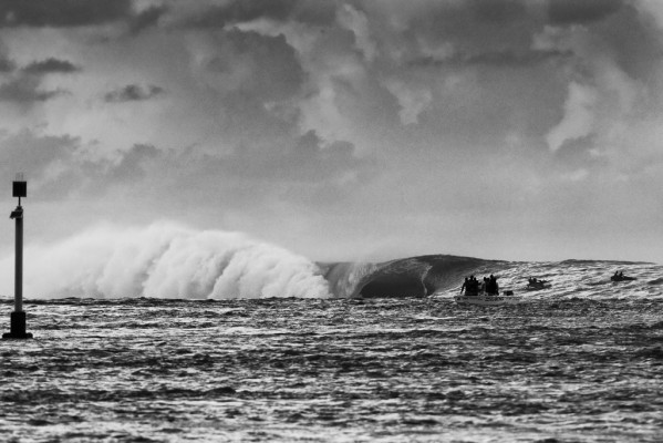 Tahiti last year: too big to compete, too big for anyone but the clinically insane. Photo: Jason Kenworthy/jrkenworthy.com Tahiti last year: too big to compete, too big for anyone but the clinically insane. Photo: Jason Kenworthy/jrkenworthy.com