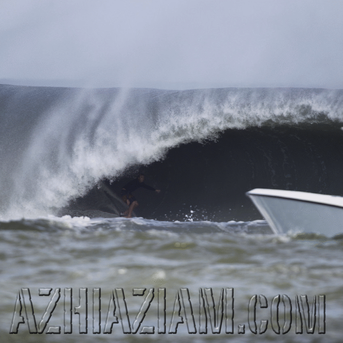 Peter Mendia at the Pumphouse. You could say he got a few good ones. Photo: Mike Jones/Azhiaziam.com
