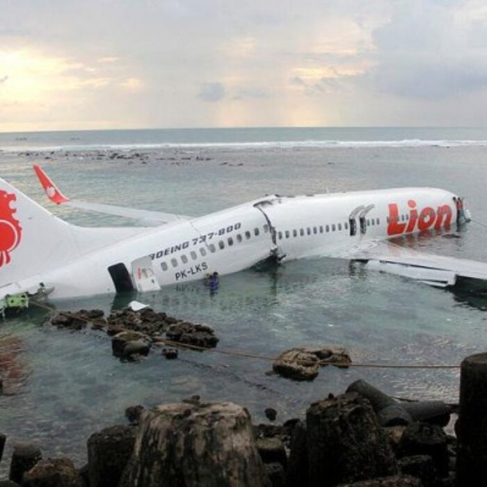 Surfers Respond to Bali Airplane Crash. Photo: Wikimedia Commons/Indonesian Police