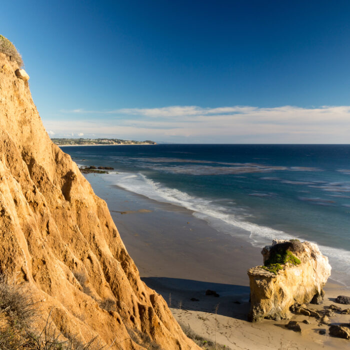 Many of Malibu's finest beaches are deserted due to access issues. A new app aims to inform the public of access points.