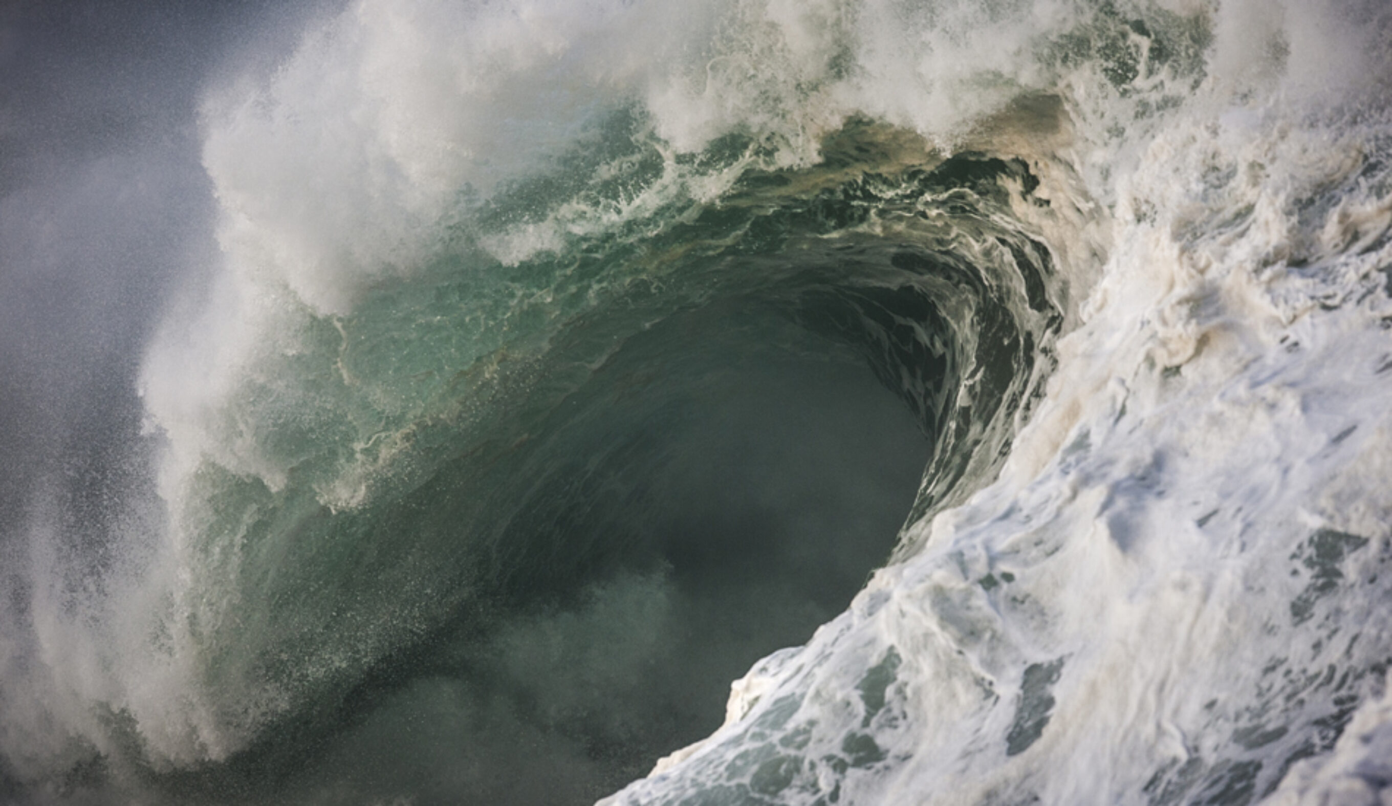 powerful wave