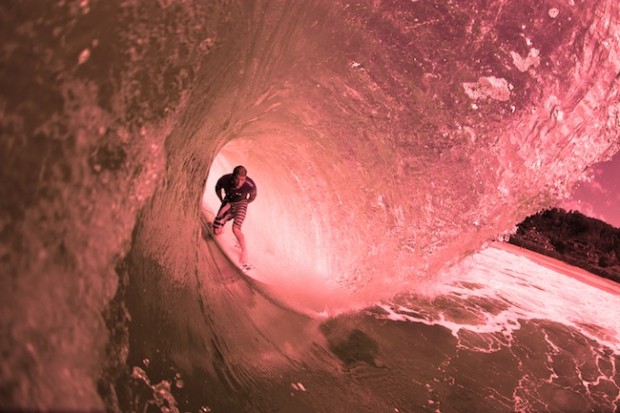 Zietz-Red-OakleyRH Sebastian Zietz cruising through a red barrel no-handed just making it look easy. Photo: Oakley