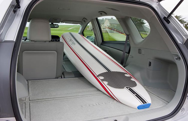 The Toyota Prius may not be the sexist looking car, but it has plenty of room on the inside and very sexy MPGs. If you were in a car bar scoping out MPGs, this would be the hottest one in the room. Yeow!