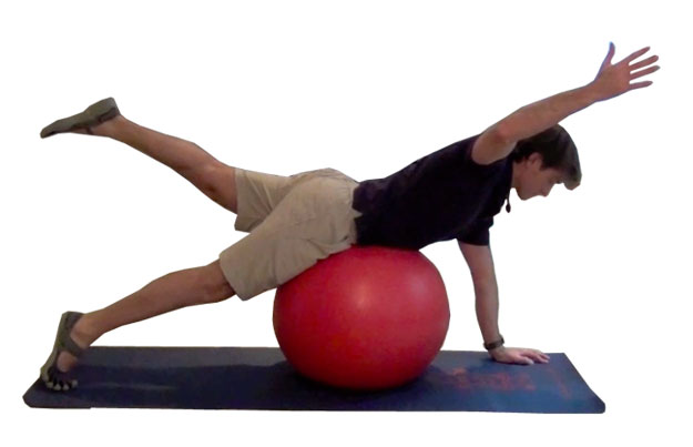 Swiss-Ball-Alternating-Superman