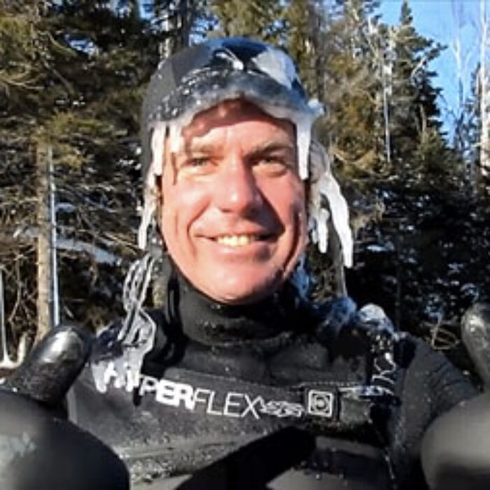 Northern Minnesota is not a tropical place. Home to bone-chillingly cold winters, the Great Lakes lay claim to some of the coldest conditions surfers can face. On this day at the end of 2013, in particular, temperatures dropped to -30F with the windchill – luckily, it was an offshore wind.