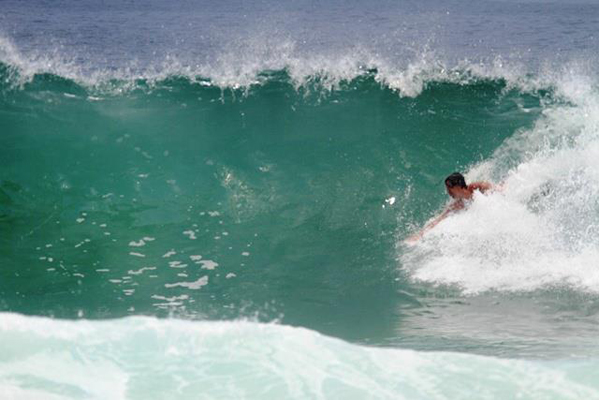 Did anyone happen to see a runaway surfboard passing by? Photo courtesy of Wagner Duque