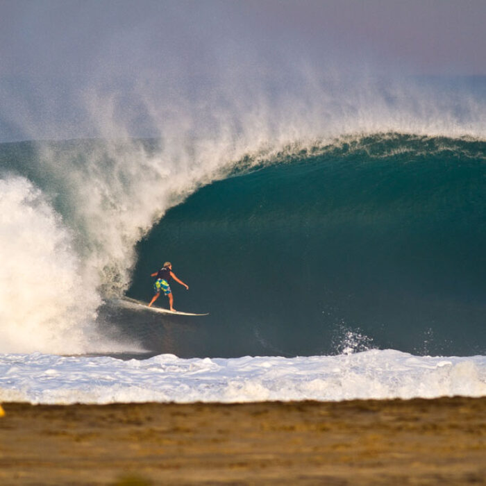 Keala Kennelly Surfs Massive Puerto Escondido