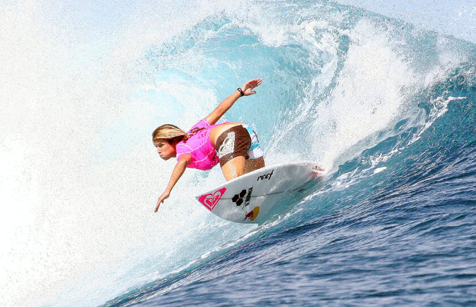 Sofía Mulanovich on Namotu. Photo: Red Bull