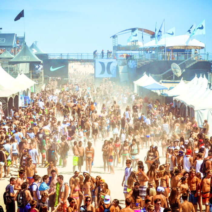 A sea of teens kick up the sand at the chaotic 2012 US Open. Huntington Beach, CA. Photo: Victoria Smith