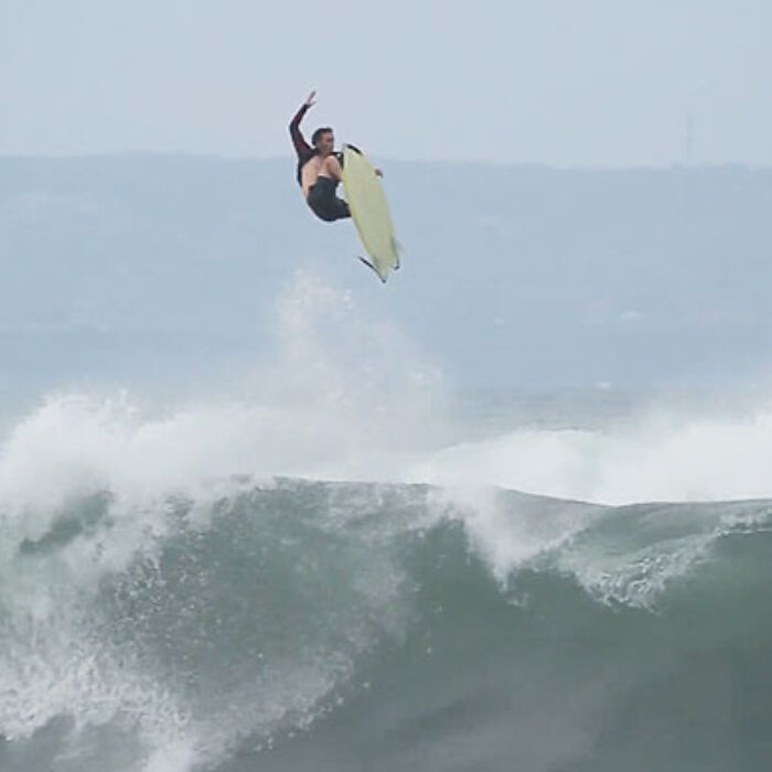 There are two things that really stand out: the bat ray celebrating Wright's barrel at 39 seconds, and probably the most gigantic fly away air ever on a twin fin.
