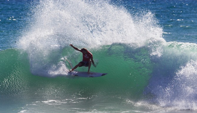 Jordy Smith living up to the hype. Photo: ASP|Rowland