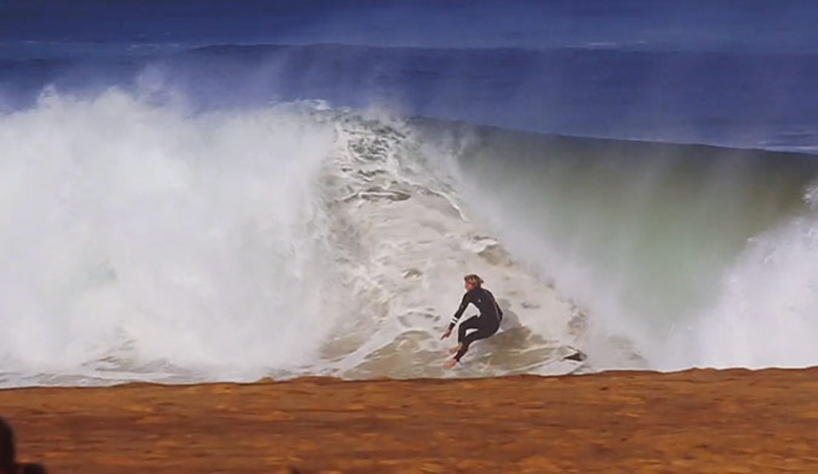 From fat, slow monsters and small mushy rollers to those dredging, sand-filled black death pits, Hossegor did its best to throw as many wrenches in the surfer's cogs as it could.
