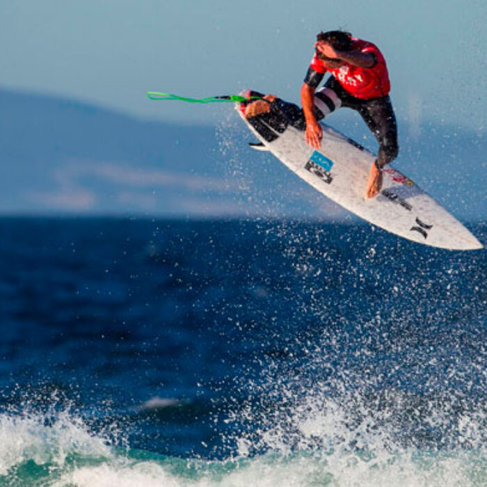 Airs like this need stable knees. How stable are yours?