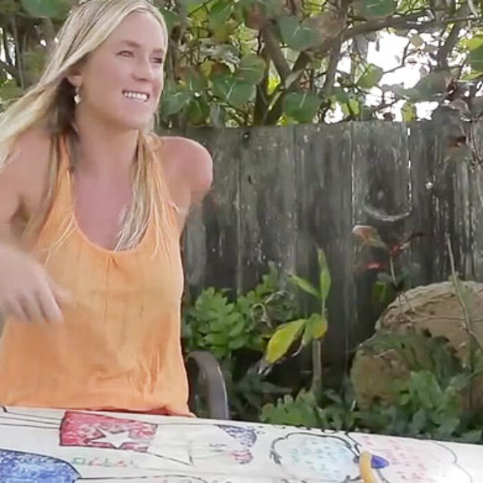 although most know Bethany's story, a majority of people have no idea how the heck she surfs at the high level she does