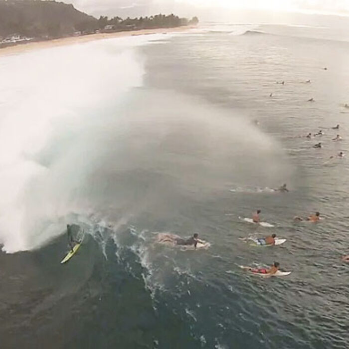 Epic Sunday at Pipe