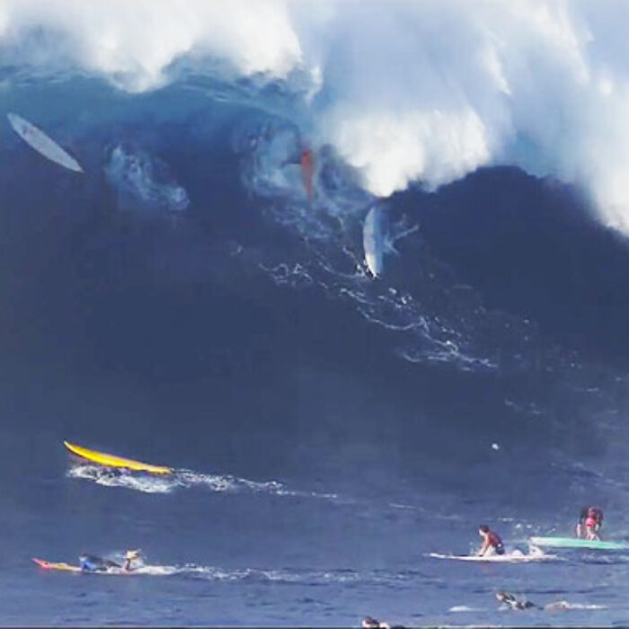 just because it wasn't quite up to snuff for the event didn't mean that a few board-bucklingly big waves didn't roll through.