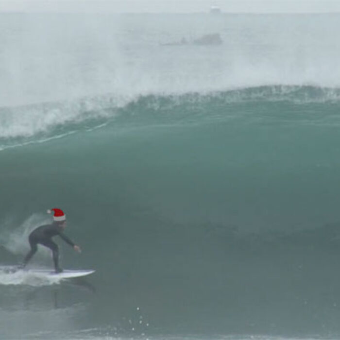 Santa Claus delivered some epic barrels on christmas.
