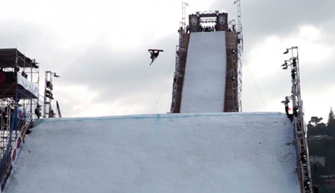 Yuki Kadono dominating LA with the first ever completed switch backside triple 1620. BOOM!