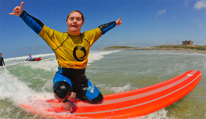 Double shaka for The Wave Project. Photo: Waveproject.co.uk