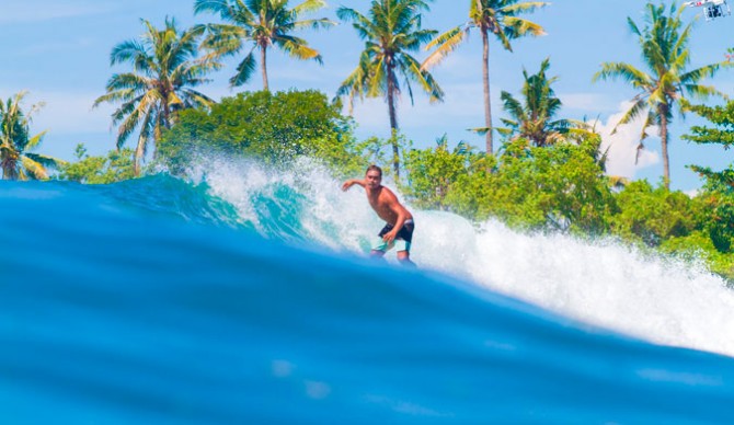 Where ever you go, chances are good that there is something you can do to help. Many hands make light work, right? Photo: Shutterstock