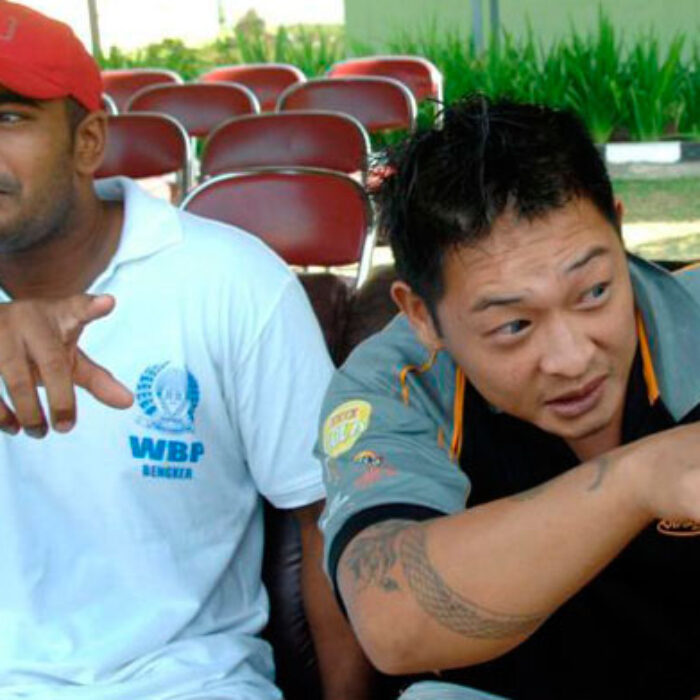 Australian drug smugglers Myuran Sukumaran and Andrew Chan inside Kerobokan prison in Denpasar in 2010. Photo: AFP/Sonny Tumbelaka