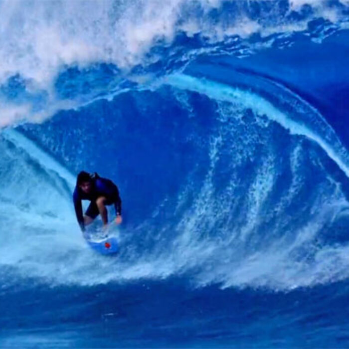 Double barrel Hollywood Shuts Down Teahupoo Mid-Swell for Point Break 2