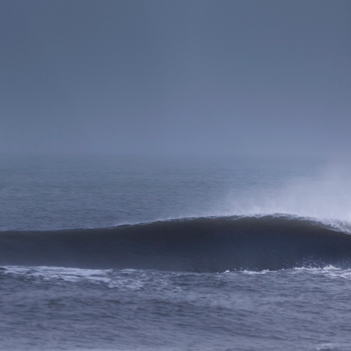 Surely you've never imagined Poland as a surfing destination, but winter storm leftovers on Baltic Sea give Polish surfers some fun cold water waves.