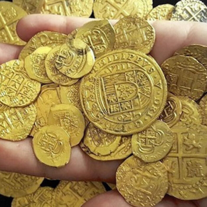 Diver Find $1 Million Worth of Gold