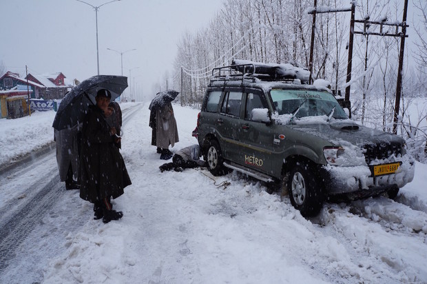 Taxi Kashmir style, photo ©Matt Clark
