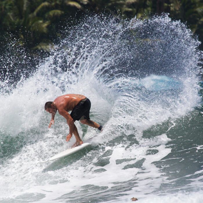 Maui lights up for Hurricane Guillermo