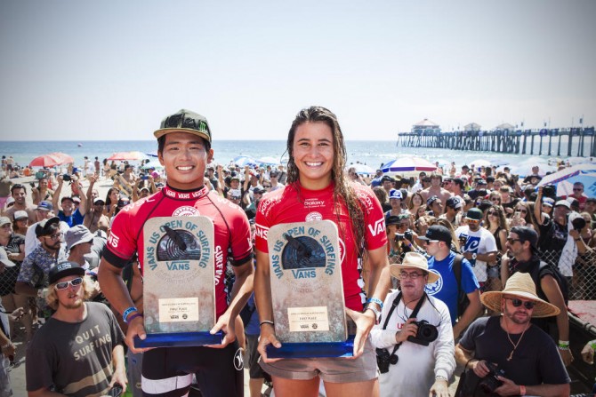 Hiroto Oharra and Johanne Defay: Your 2015 Vans US Open of Surfing Champions. Photo: WSL/Sean Rowland