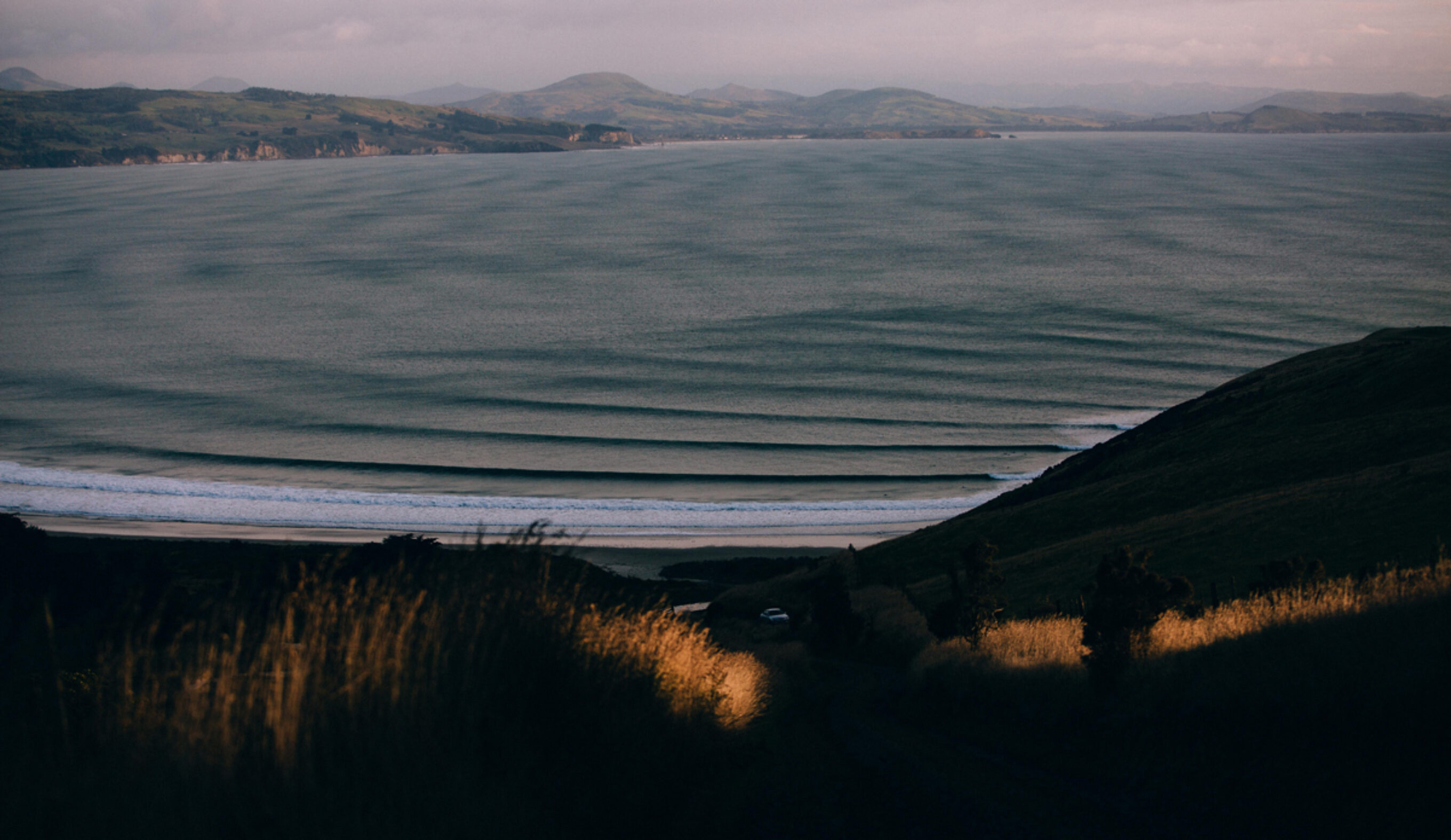 New Zealand: the land of right-hand point breaks. Photo: Jono Smit