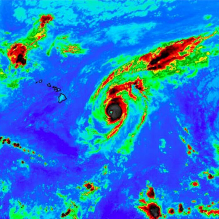 Now there's something you don't see every day. Kilo (left), Ignacio (center) and Jimena (right). Photo: NASA