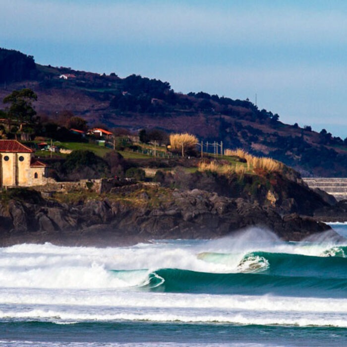 Mundaka firing. Photo: Oscar Martinez Diego