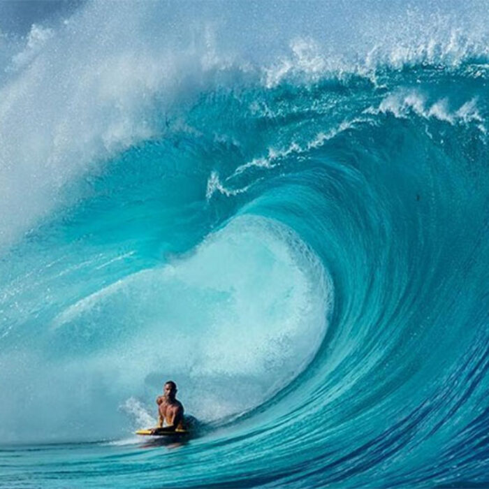 Botha dialing one in at Waimea Shorebreak.