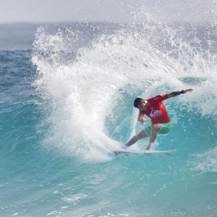 Filipe Toledo Snapper